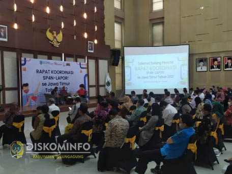 DISKOMINFO TULUNGAGUNG MENGHADIRI RAPAT KOORDINASI SP4N-LAPOR! SE-JATIM TAHUN 2022