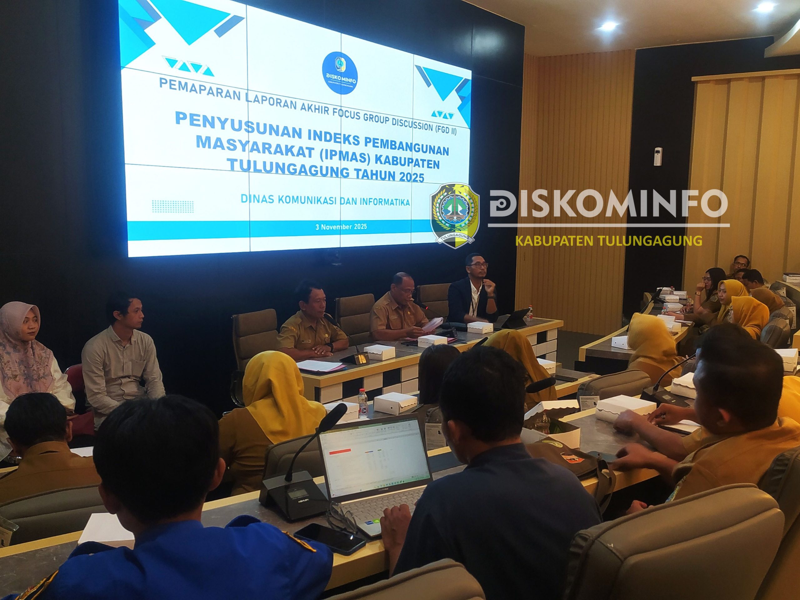 PEMAPARAN LAPORAN AKHIR FOCUS GROUP DISCUSSION (FGD II) PENYUSUNAN INDEKS PEMBANGUNAN MASYARAKAT (IPMAS) KABUPATEN TULUNGAGUNG TAHUN 2025